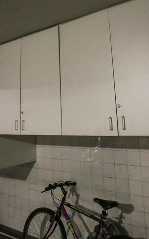 Apartamento à venda com 75m², 2 quartos e 2 vagas Apartamento à venda com 75m², 2 quartos e 2 vagasArmário Garagem