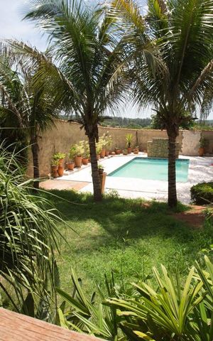 Casa para alugar com 950m², 3 quartos e 6 vagasÁrea verde