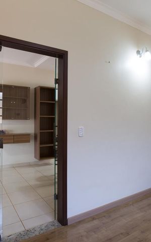 Casa para alugar com 950m², 3 quartos e 6 vagasSala social