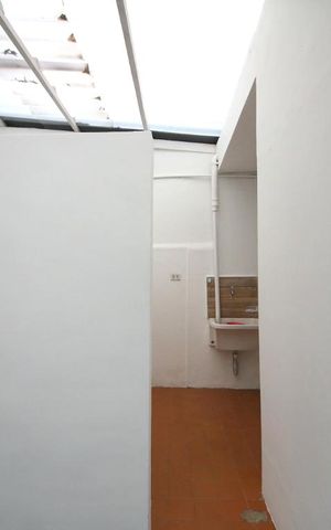 Casa à venda com 96m², 3 quartos e sem vagaQuintal - Área de Serviço 
