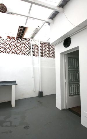 Casa à venda com 96m², 3 quartos e sem vagaQuintal 