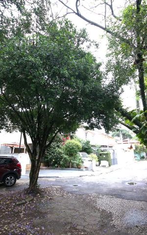 Casa à venda com 96m², 3 quartos e sem vagaVizinhança