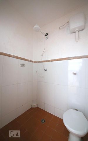 Casa à venda com 96m², 3 quartos e sem vagaBanheiro de Serviço