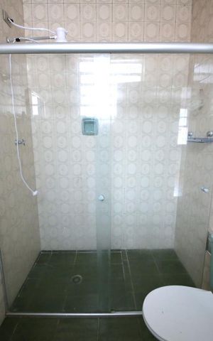 Casa à venda com 96m², 3 quartos e sem vagaBanheiro