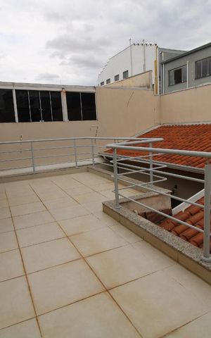 Casa à venda com 650m², 4 quartos e 5 vagasVaranda Gourmet