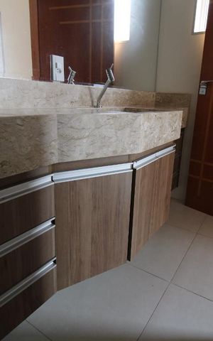 Casa à venda com 650m², 4 quartos e 5 vagasBanheiro do Quarto 2
