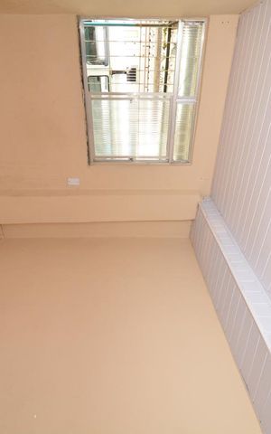 Casa para alugar com 35m², 1 quarto e sem vagaQuarto
