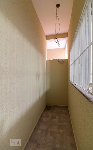 Casa à venda com 120m², 3 quartos e 1 vagaÁrea de serviço