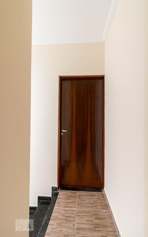 Casa à venda com 120m², 3 quartos e 1 vagaCorredor