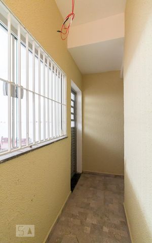 Casa à venda com 120m², 3 quartos e 1 vagaÁrea de serviço