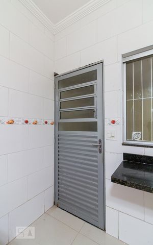 Casa à venda com 120m², 3 quartos e 1 vagaÁrea de serviço