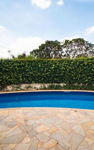 Casa à venda com 233m², 3 quartos e 3 vagasÁrea comum - Piscina