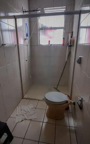 Casa à venda com 350m², 2 quartos e 1 vagaBanheiro