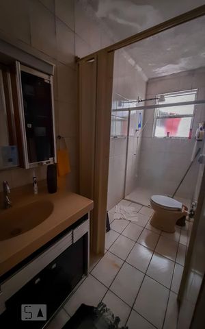 Casa à venda com 350m², 2 quartos e 1 vagaBanheiro