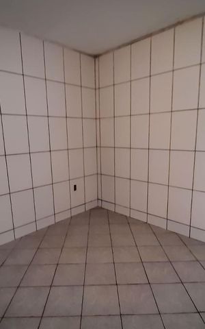 Casa à venda com 350m², 2 quartos e 1 vagaSala
