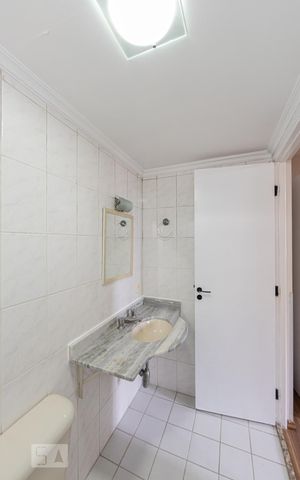 Apartamento à venda com 63m², 2 quartos e 1 vaga Apartamento à venda com 63m², 2 quartos e 1 vagaBanheiro Suite