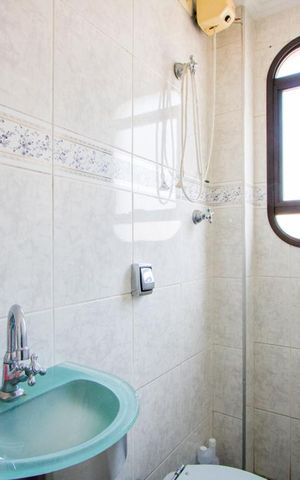 Apartamento à venda com 135m², 4 quartos e 2 vagas Apartamento à venda com 135m², 4 quartos e 2 vagasBanheiro de serviço