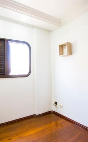 Apartamento à venda com 135m², 4 quartos e 2 vagas Apartamento à venda com 135m², 4 quartos e 2 vagasQuarto 4