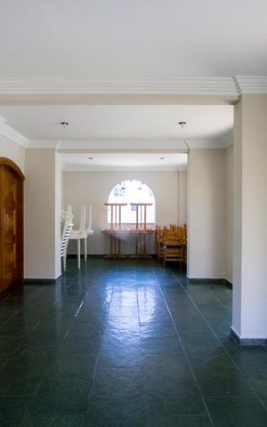 Apartamento à venda com 135m², 4 quartos e 2 vagas Apartamento à venda com 135m², 4 quartos e 2 vagasÁrea comum - Salão de festas