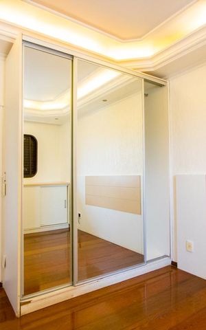 Apartamento à venda com 135m², 4 quartos e 2 vagas Apartamento à venda com 135m², 4 quartos e 2 vagasQuarto 1 - Suite