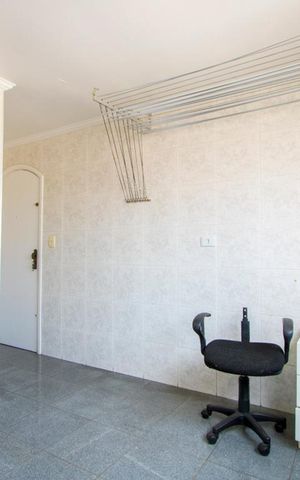 Apartamento à venda com 135m², 4 quartos e 2 vagas Apartamento à venda com 135m², 4 quartos e 2 vagasÁrea de serviço