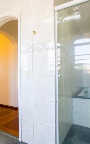 Apartamento à venda com 135m², 4 quartos e 2 vagas Apartamento à venda com 135m², 4 quartos e 2 vagasBanheiro do quarto 1