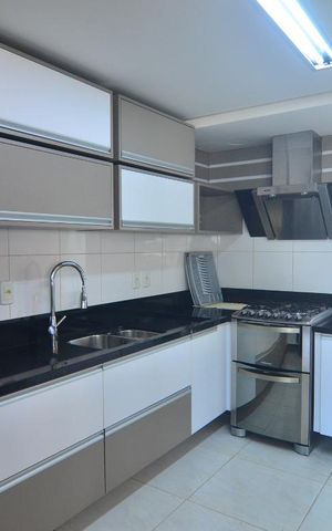 Apartamento para alugar com 156m², 3 quartos e 2 vagasCozinha