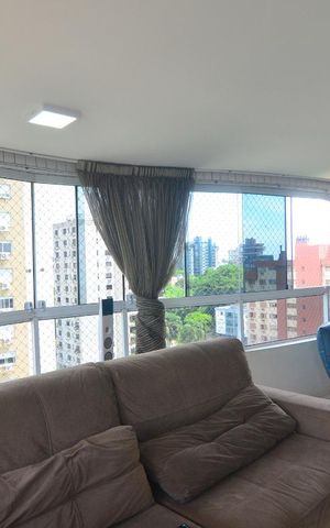 Apartamento para alugar com 156m², 3 quartos e 2 vagasSala