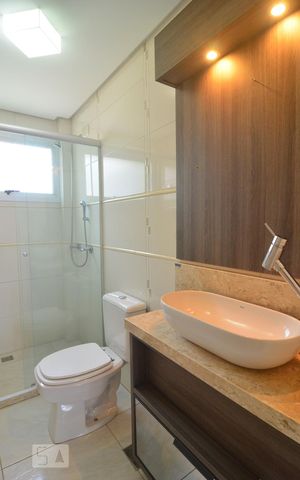 Apartamento para alugar com 156m², 3 quartos e 2 vagasBanheiro