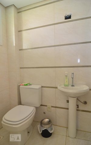 Apartamento para alugar com 156m², 3 quartos e 2 vagasLavabo