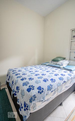 Casa para alugar com 160m², 2 quartos e 2 vagasQuarto 1