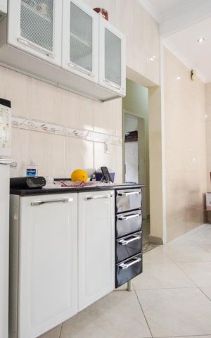 Casa para alugar com 160m², 2 quartos e 2 vagasCozinha