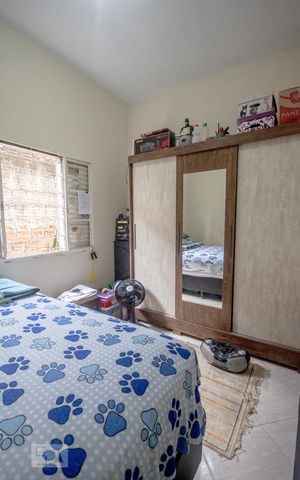 Casa para alugar com 160m², 2 quartos e 2 vagasQuarto 1