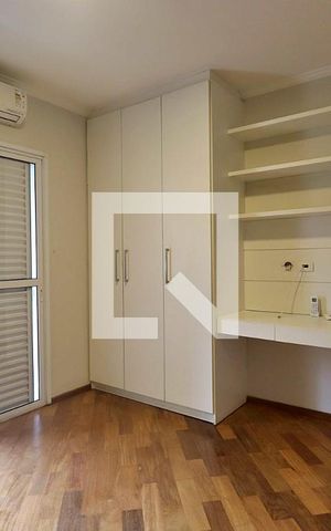 Casa de condomínio à venda com 235m², 3 quartos e 3 vagasQuarto 1 - Suíte