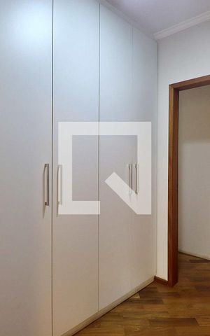 Casa de condomínio à venda com 235m², 3 quartos e 3 vagasArmário Corredor