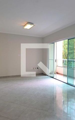 Casa de condomínio à venda com 235m², 3 quartos e 3 vagasSala
