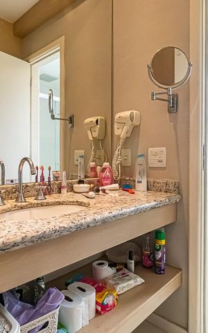 Apartamento à venda com 36m², 1 quarto e 1 vaga Apartamento à venda com 36m², 1 quarto e 1 vagaBanheiro