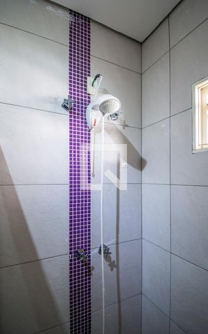Casa à venda com 312m², 3 quartos e 3 vagas Casa à venda com 312m², 3 quartos e 3 vagasBanheiro da Suíte
