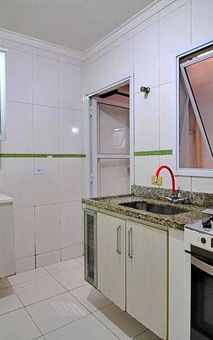 Apartamento para alugar com 72m², 2 quartos e 1 vagaCozinha