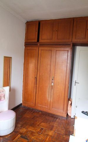 Casa de condomínio à venda com 340m², 4 quartos e 2 vagas Casa de condomínio à venda com 340m², 4 quartos e 2 vagasQuarto 1