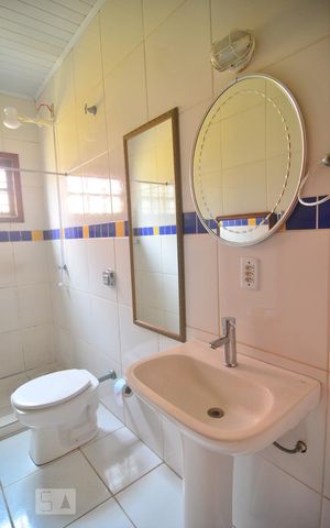 Casa à venda com 300m², 2 quartos e 1 vagaBanheiro