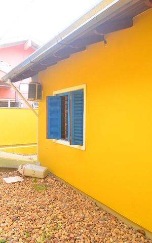 Casa à venda com 300m², 2 quartos e 1 vagaPátio