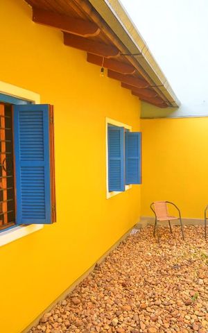 Casa à venda com 300m², 2 quartos e 1 vagaPátio