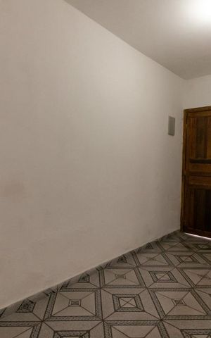 Casa à venda com 356m², 2 quartos e sem vaga Casa à venda com 356m², 2 quartos e sem vagaSala