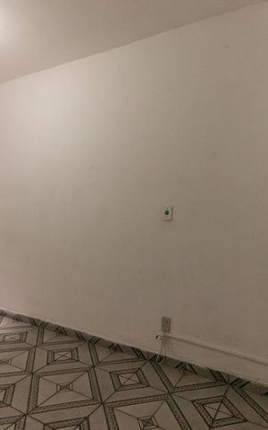 Casa à venda com 356m², 2 quartos e sem vaga Casa à venda com 356m², 2 quartos e sem vagaSala