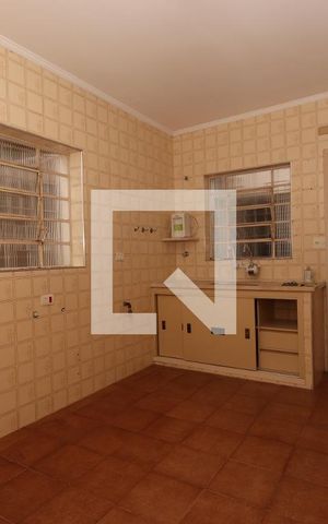 Casa à venda com 250m², 3 quartos e 2 vagasCozinha