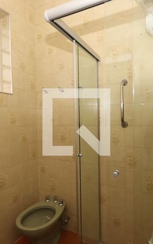 Casa à venda com 250m², 3 quartos e 2 vagasBanheiro Social