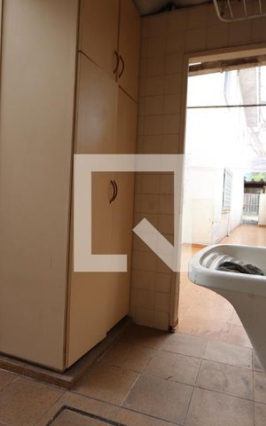 Casa à venda com 250m², 3 quartos e 2 vagasLavanderia