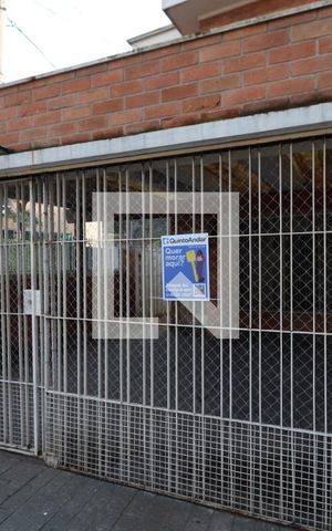 Casa à venda com 250m², 3 quartos e 2 vagasFachada