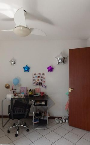 Casa de condomínio à venda com 256m², 4 quartos e 4 vagasQuarto 2
